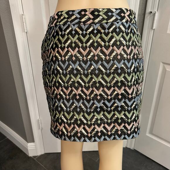 Milly Metallic Jacquard Mini Skirt Women’s Size 12 Geometric Chevron Pattern LP - Picture 2 of 4